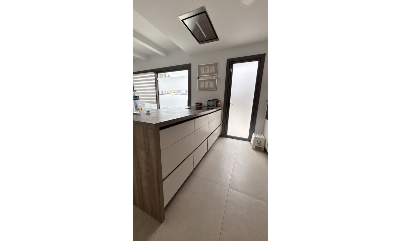 Herverkoop - Villa - San Miguel de Salinas - Costa Blanca