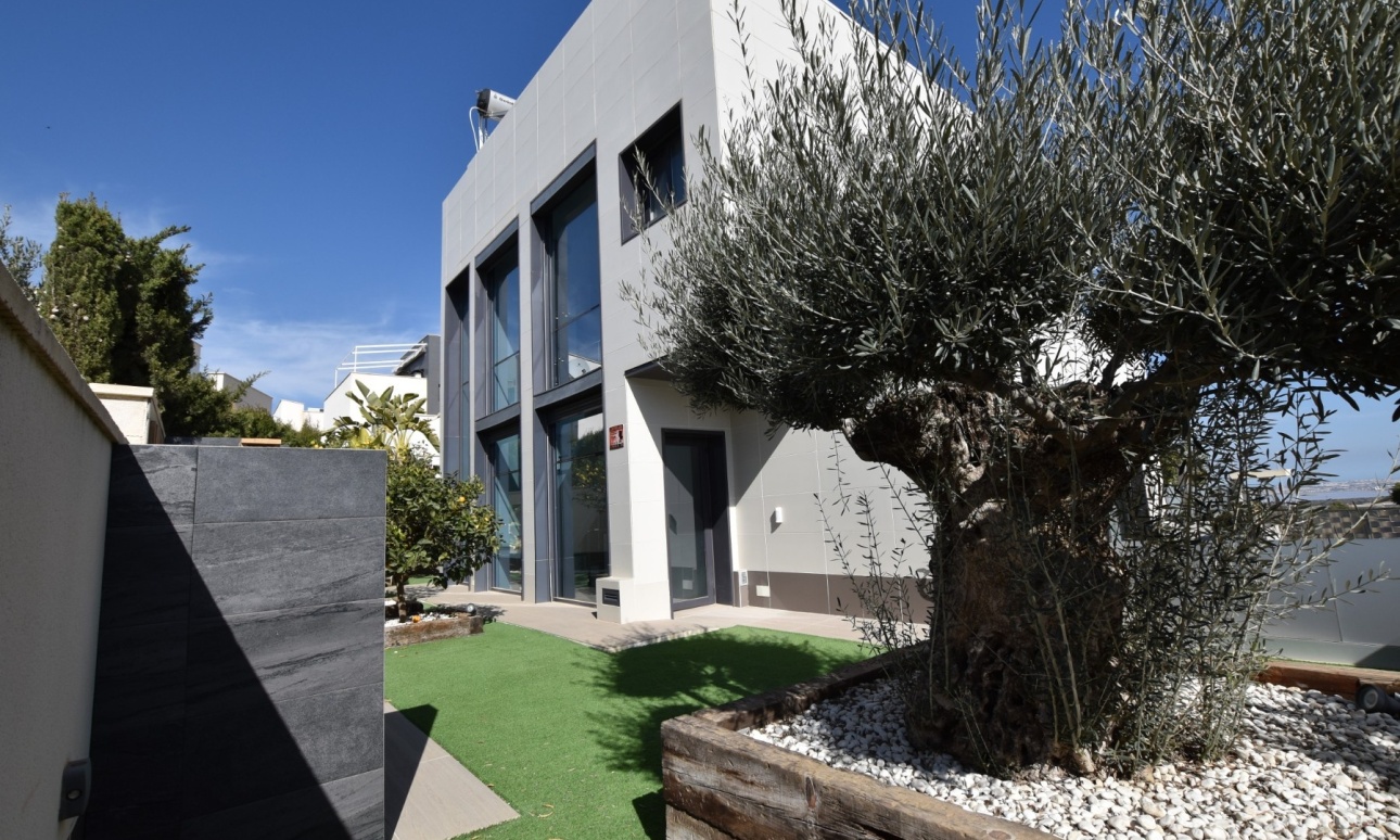 Herverkoop - Villa - San Miguel de Salinas - Inland