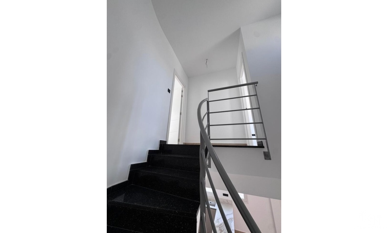Herverkoop - Villa - Torrevieja - Aguas Nuevas