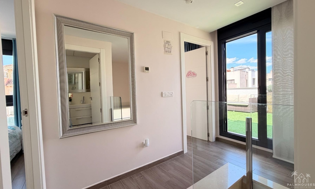 Herverkoop - Villa - Torrevieja - Aguas Nuevas