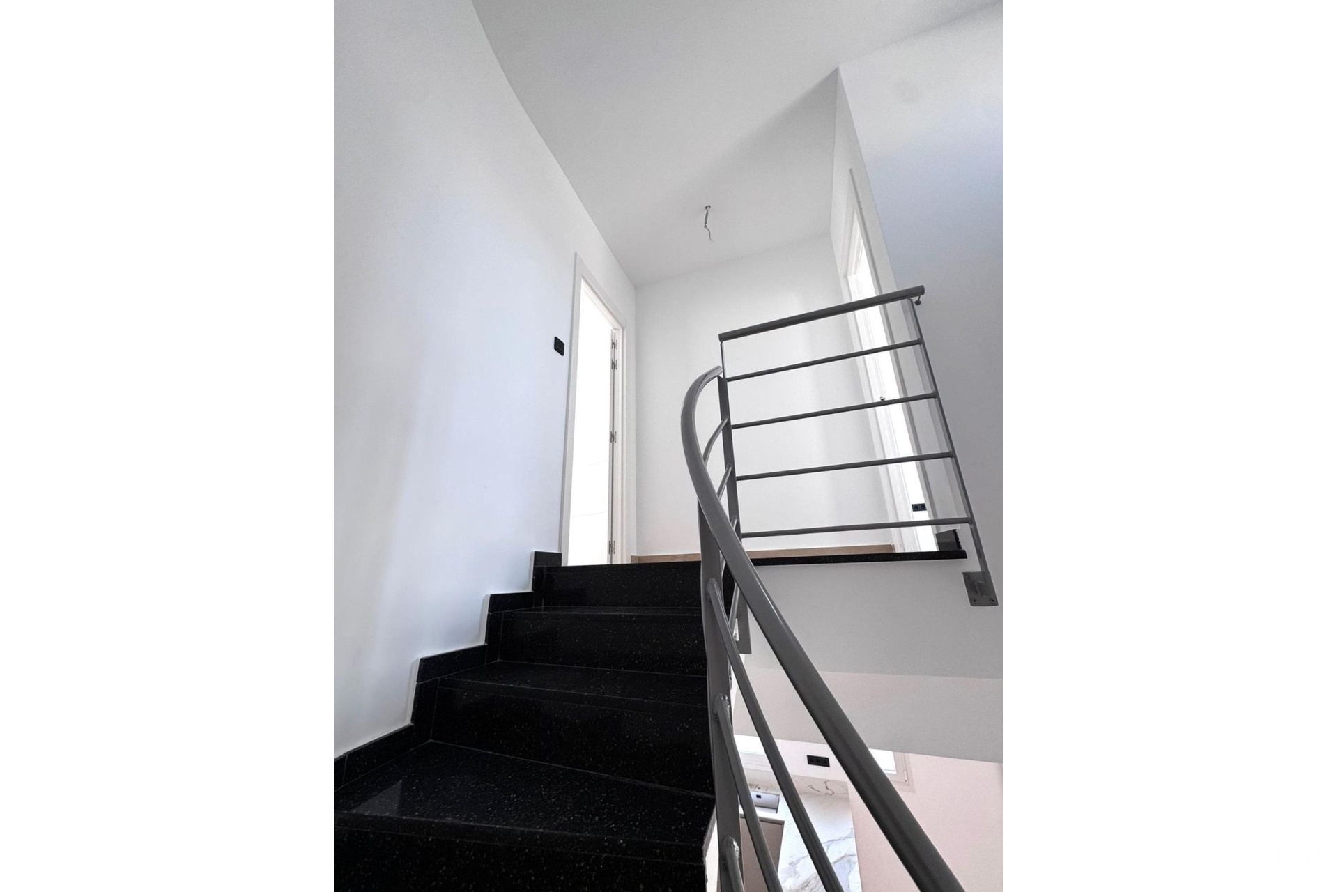 Herverkoop - Villa - Torrevieja - Aguas Nuevas