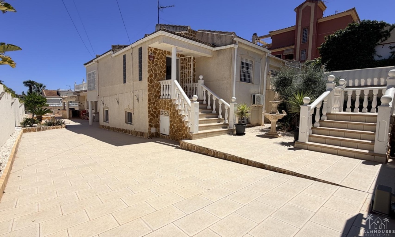 Herverkoop - Villa - Torrevieja - Costa Blanca