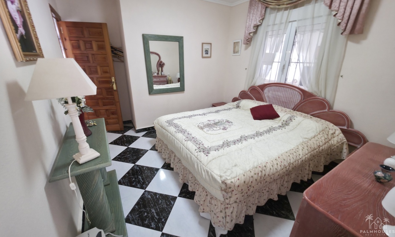 Herverkoop - Villa - Torrevieja - Costa Blanca