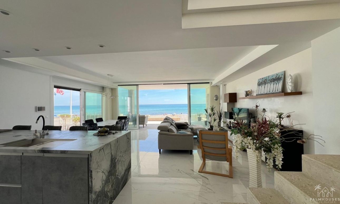 Herverkoop - Villa - Torrevieja - La Mata