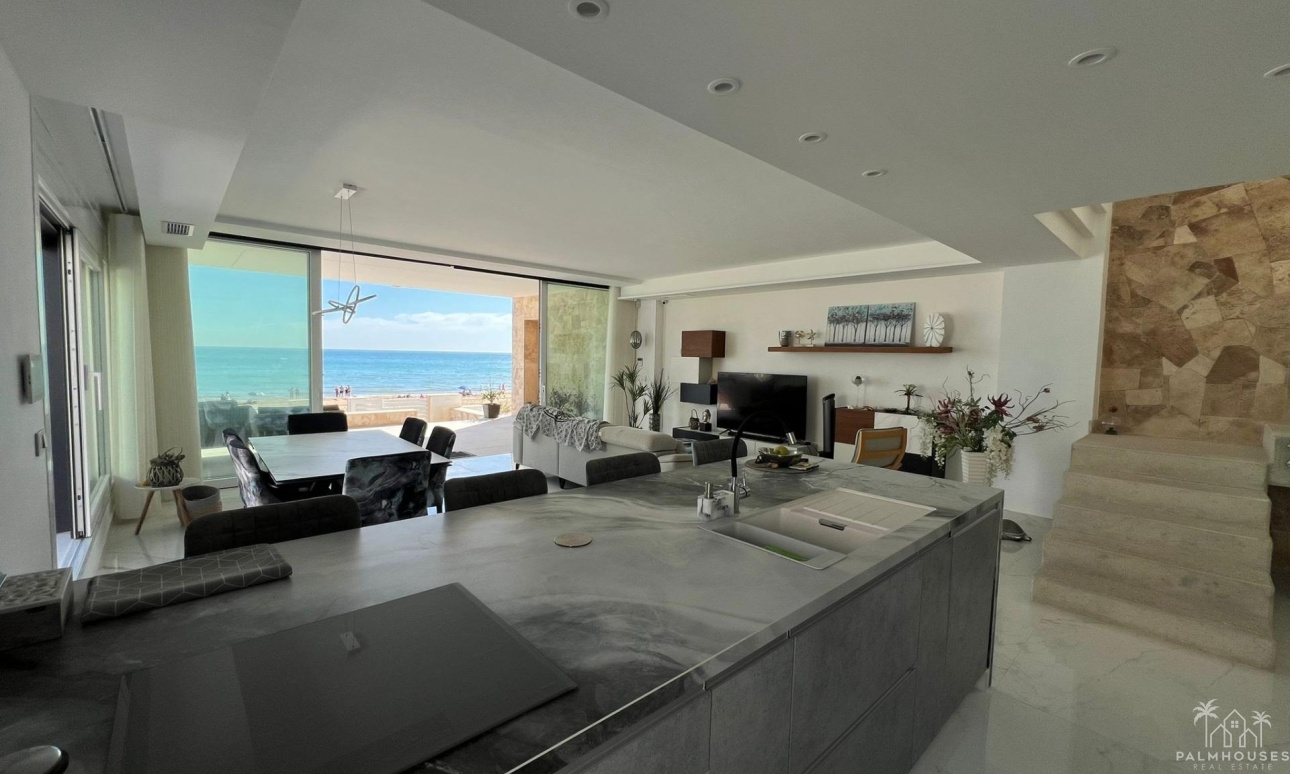 Herverkoop - Villa - Torrevieja - La Mata