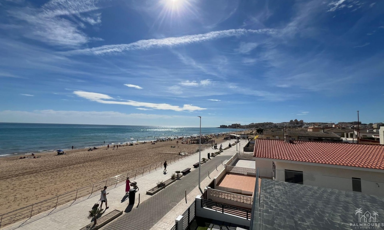 Herverkoop - Villa - Torrevieja - La Mata