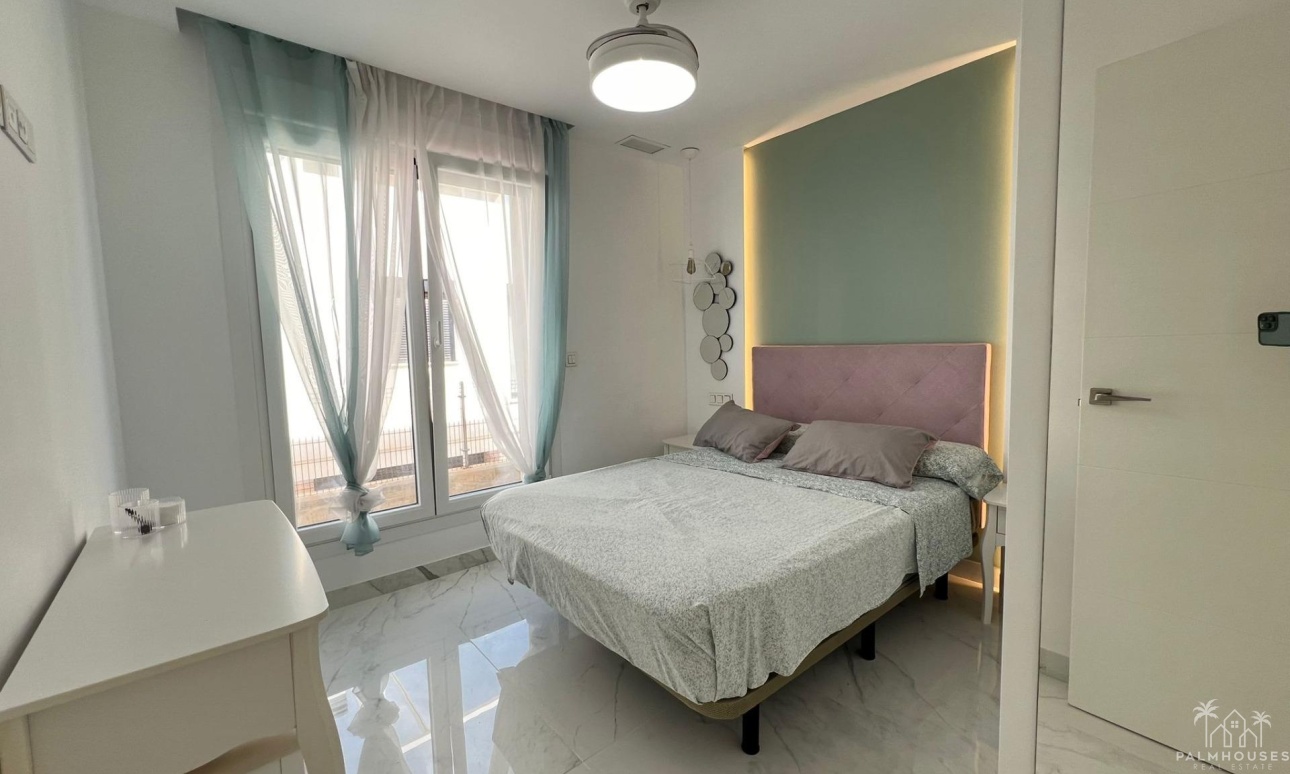 Herverkoop - Villa - Torrevieja - La Mata
