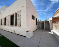 Herverkoop - Villa - Torrevieja - La Mata