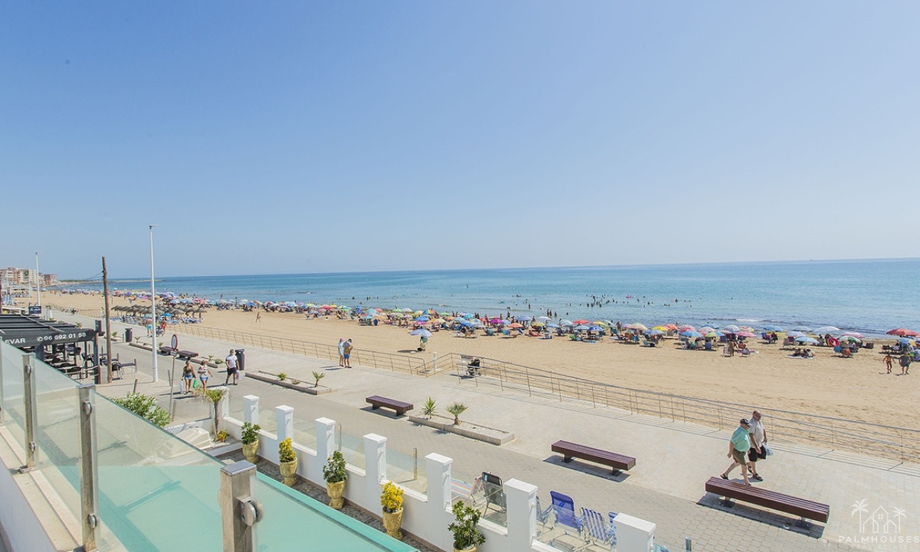 Herverkoop - Villa - Torrevieja - La Mata