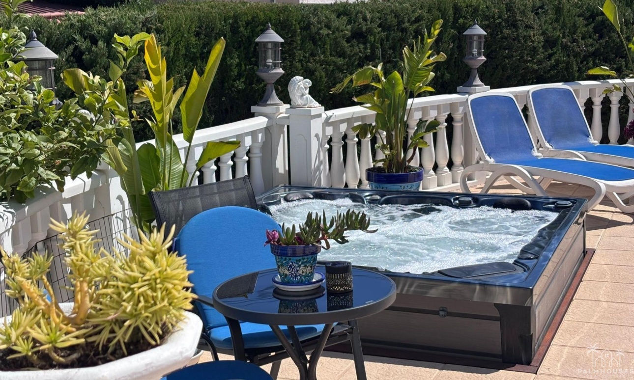 Herverkoop - Villa - Torrevieja - Los Balcones