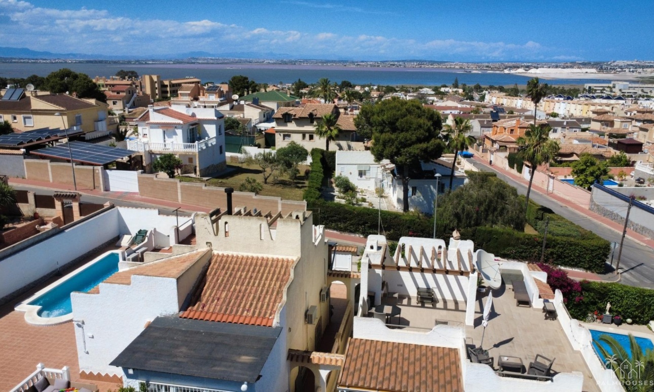Herverkoop - Villa - Torrevieja - Los Balcones