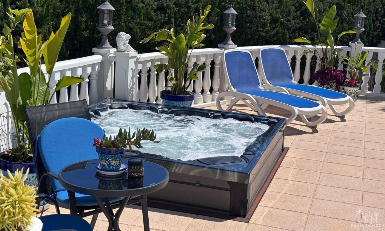 Herverkoop - Villa - Torrevieja - Los Balcones