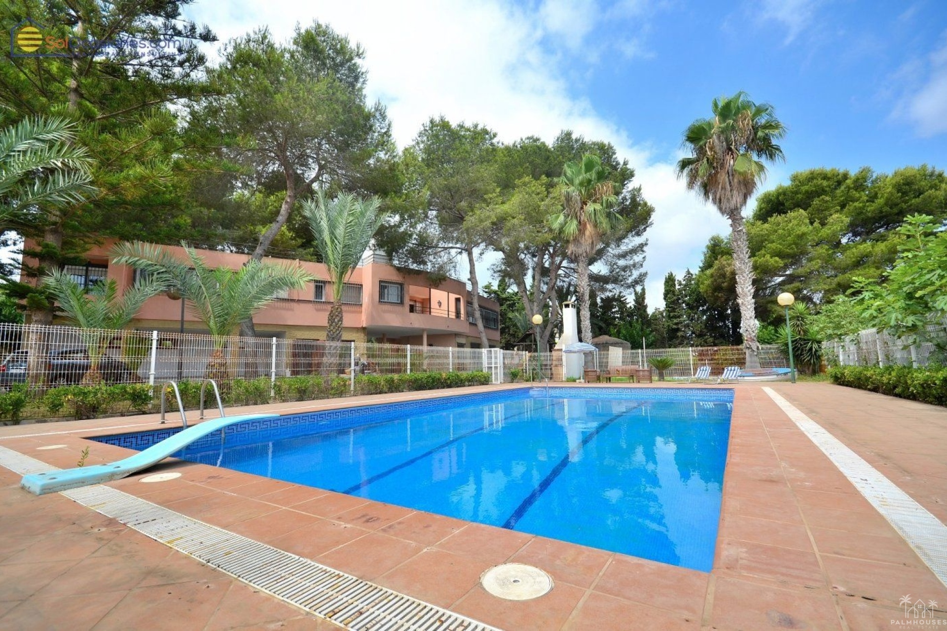 Herverkoop - Villa - Torrevieja - Los Balcones