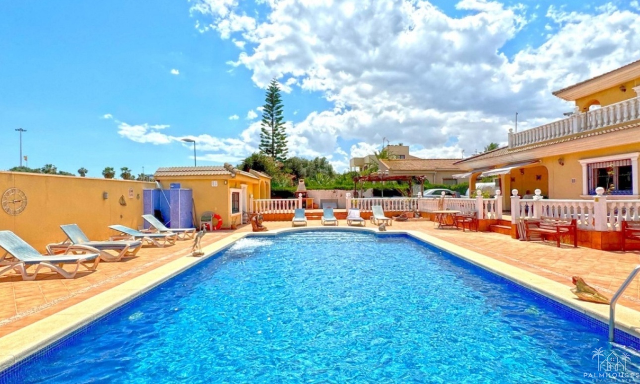 Herverkoop - Villa - Torrevieja - Los Balcones