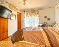 Herverkoop - Villa - Torrevieja - Los Balcones