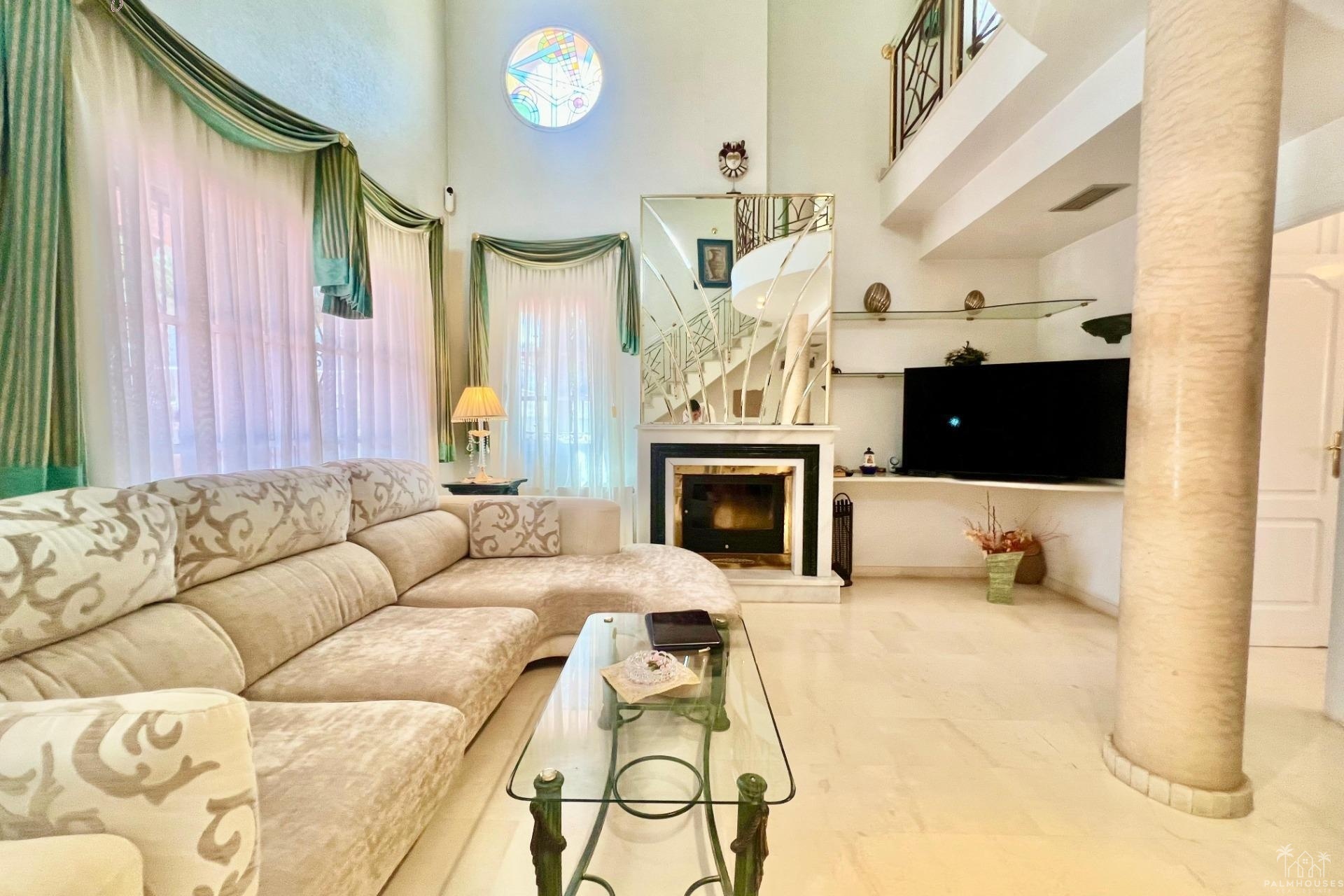 Herverkoop - Villa - Torrevieja - Los Balcones