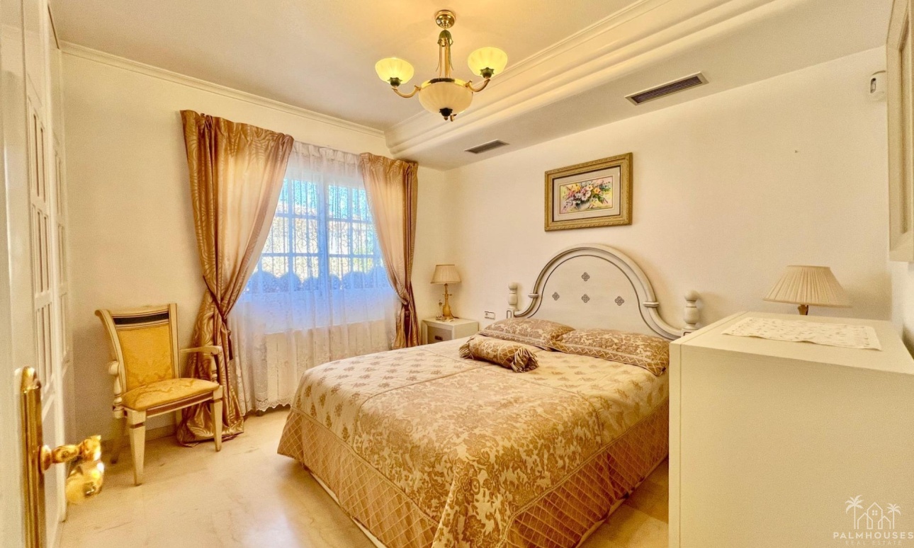 Herverkoop - Villa - Torrevieja - Los Balcones