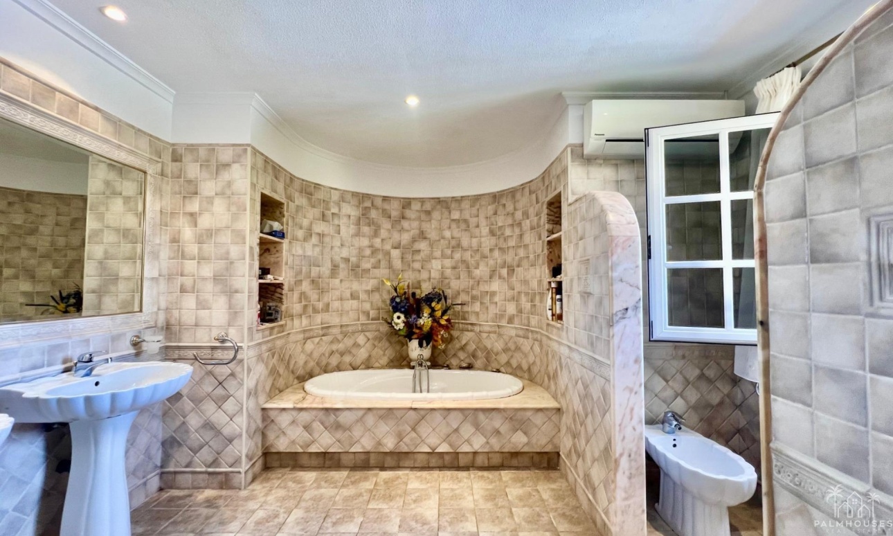 Herverkoop - Villa - Torrevieja - Los Balcones