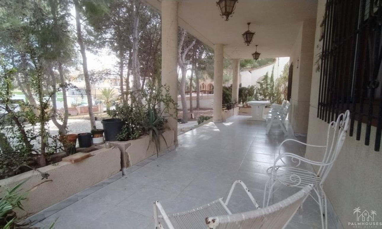 Herverkoop - Villa - Torrevieja - Los Balcones