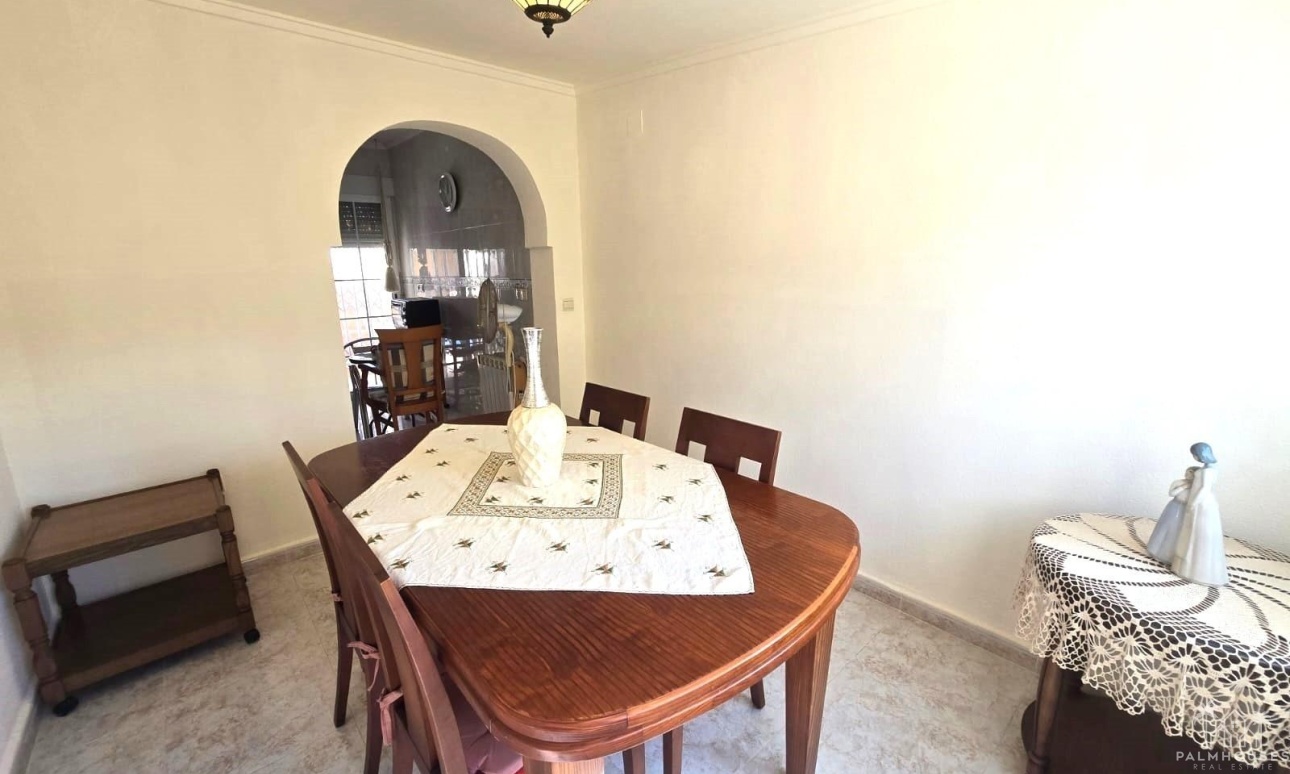 Herverkoop - Villa - Torrevieja - Los Balcones