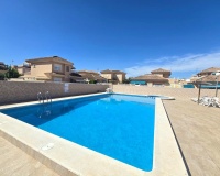 Herverkoop - Villa - Torrevieja - Los Balcones