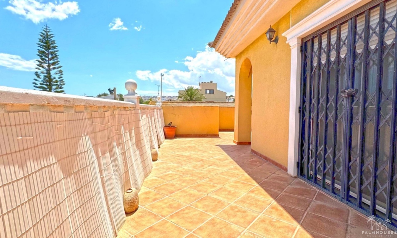 Herverkoop - Villa - Torrevieja - Los Balcones