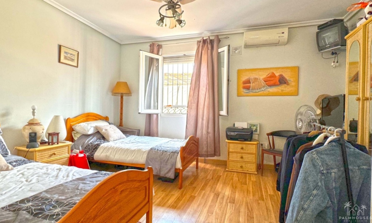Herverkoop - Villa - Torrevieja - Los Balcones