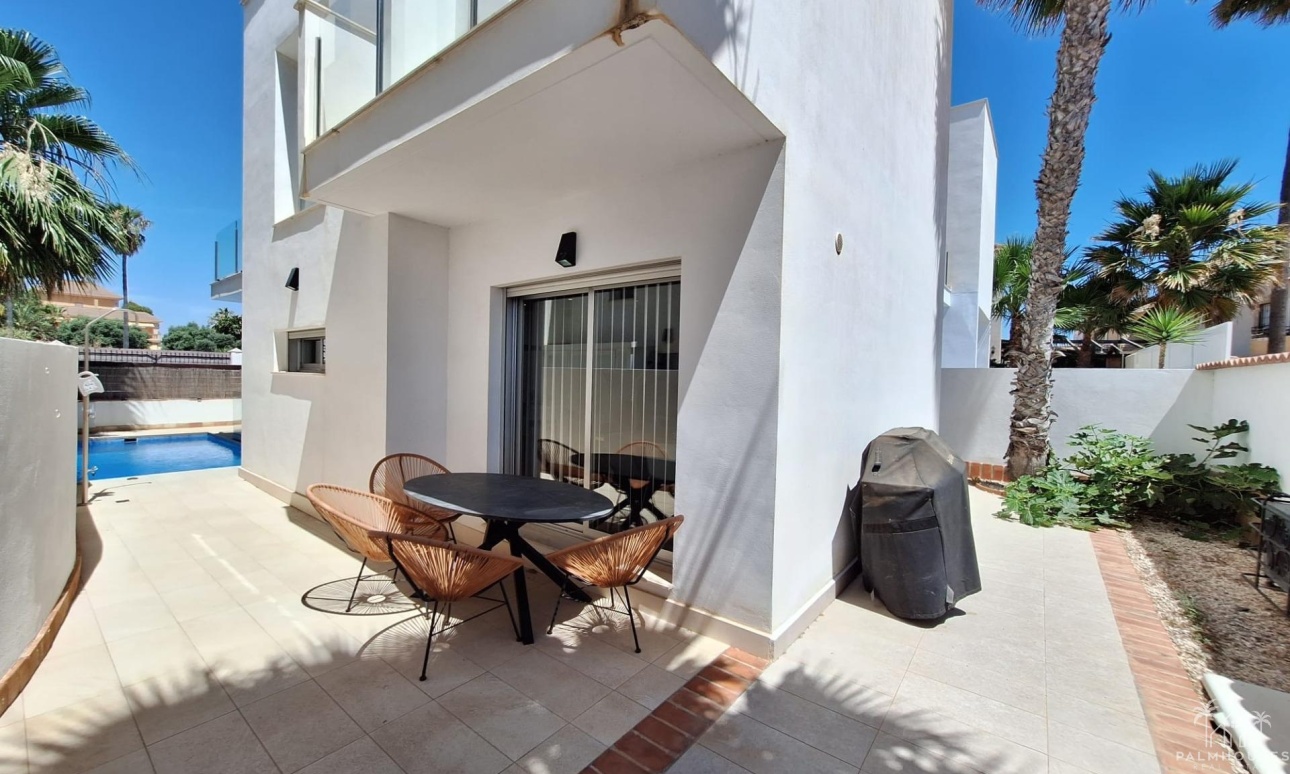 Herverkoop - Villa - Torrevieja - Los Frutales