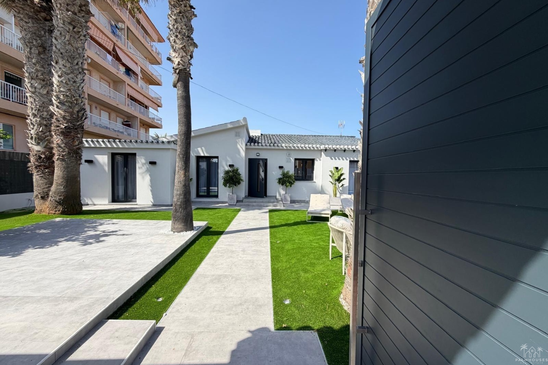 Herverkoop - Villa - Torrevieja - Punta Prima