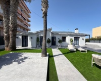 Herverkoop - Villa - Torrevieja - Punta Prima