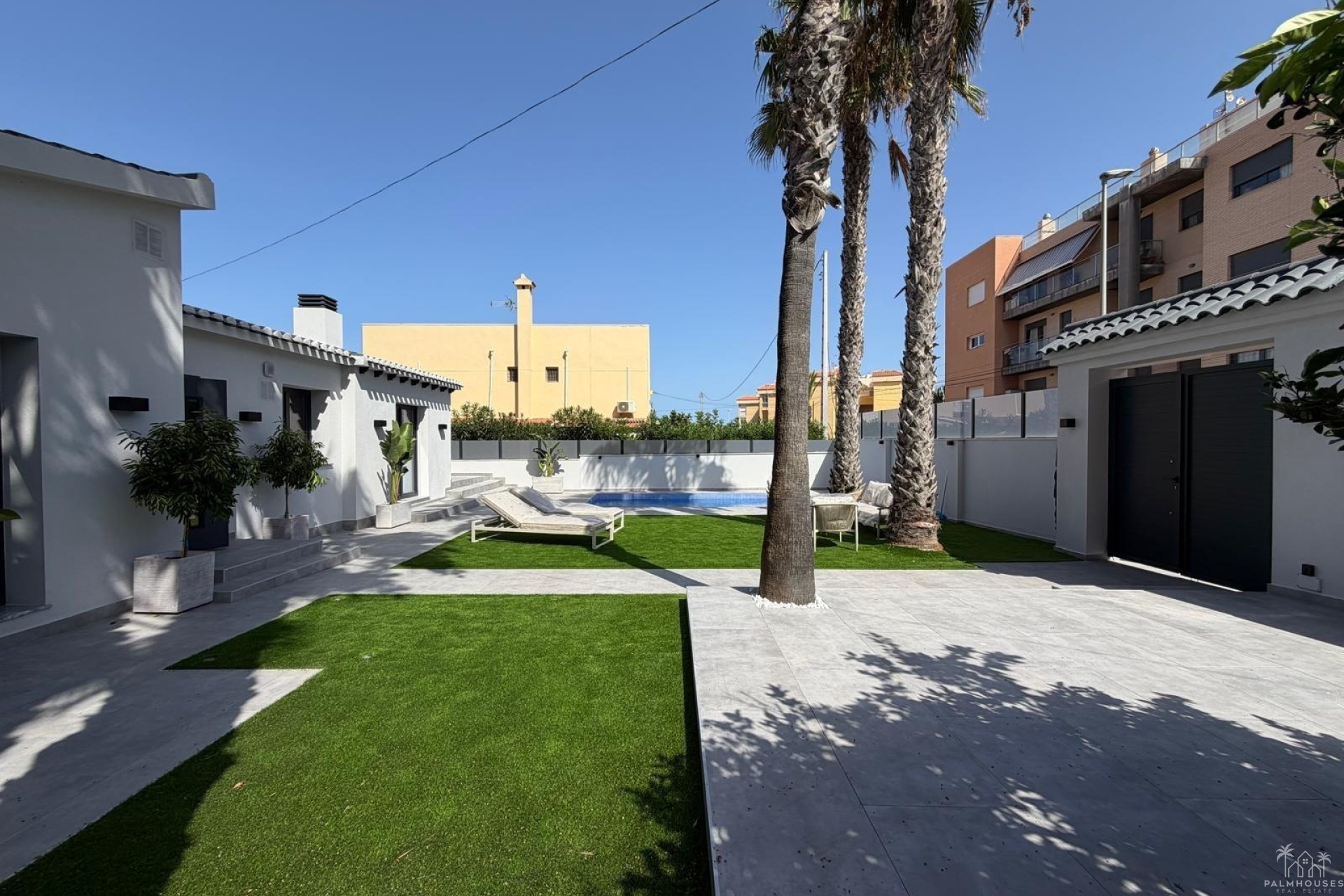 Herverkoop - Villa - Torrevieja - Punta Prima