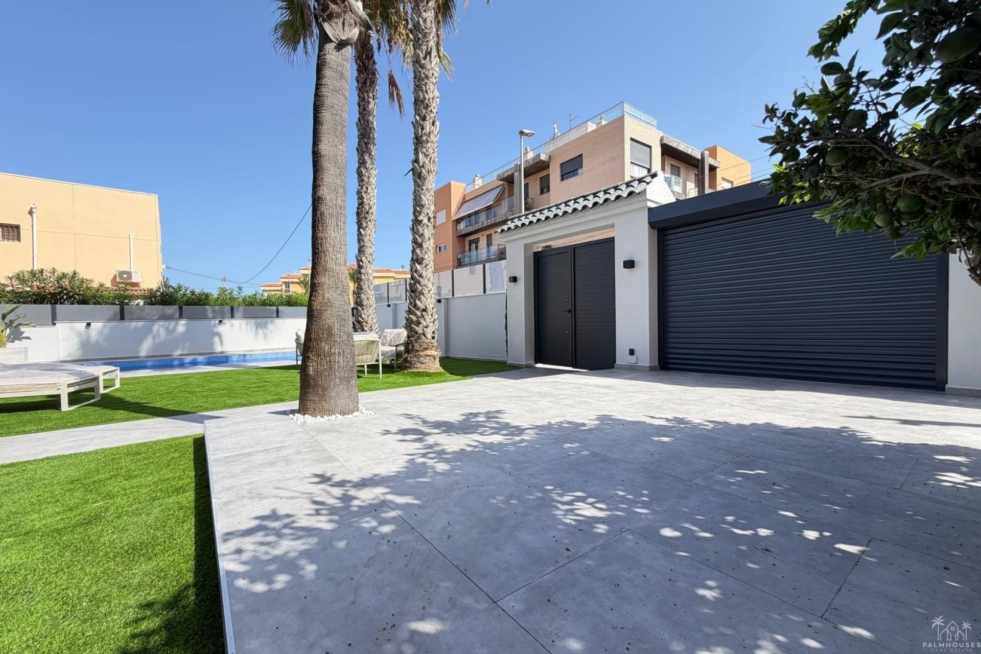 Herverkoop - Villa - Torrevieja - Punta Prima