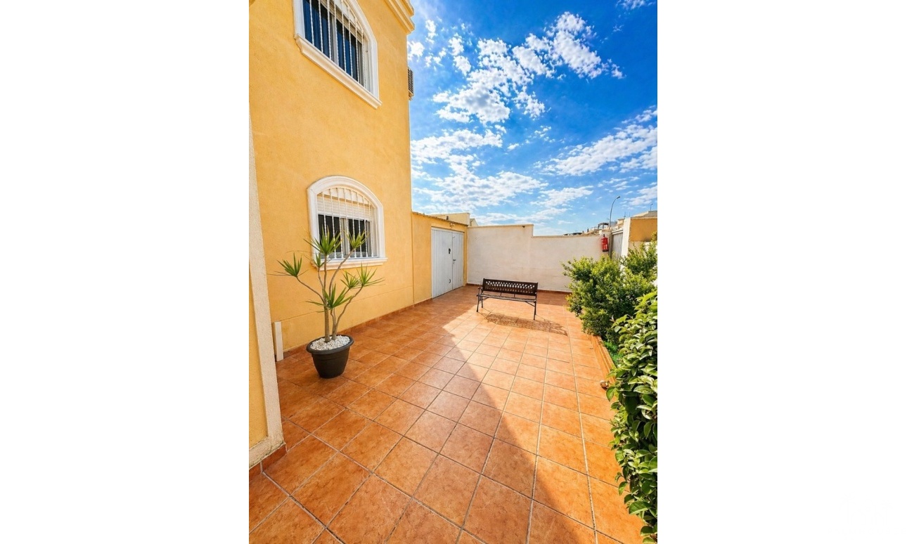 Herverkoop - Villa - Torrevieja - Torrevieja Centro