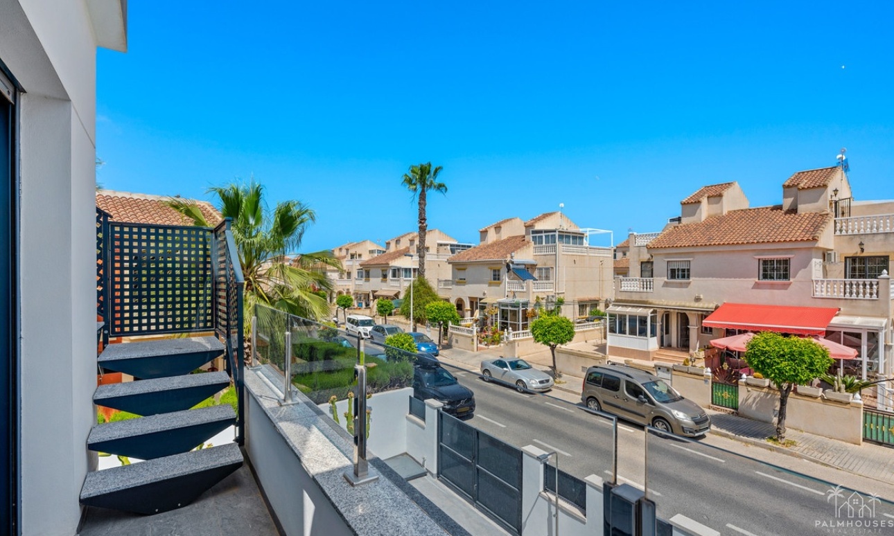 Herverkoop - Villa - Torrevieja - Torrevieja Centro