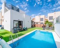 Herverkoop - Villa - Torrevieja - Torrevieja Centro