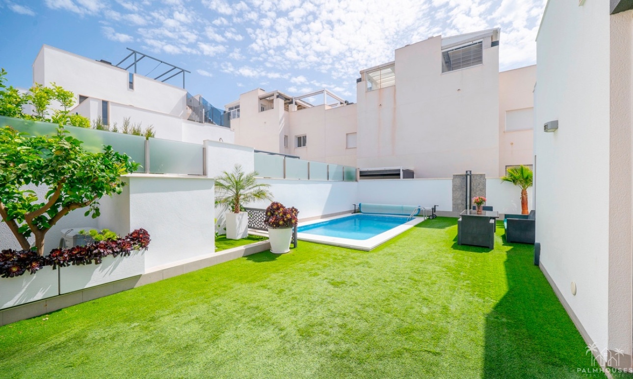 Herverkoop - Villa - Torrevieja - Torrevieja Centro