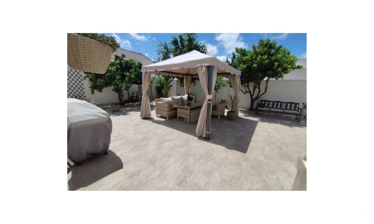 Herverkoop - Villa - Torrevieja - Torrevieja Centro