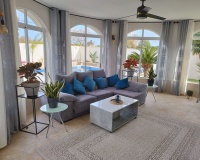 Herverkoop - Villa - Torrevieja - Torrevieja Centro