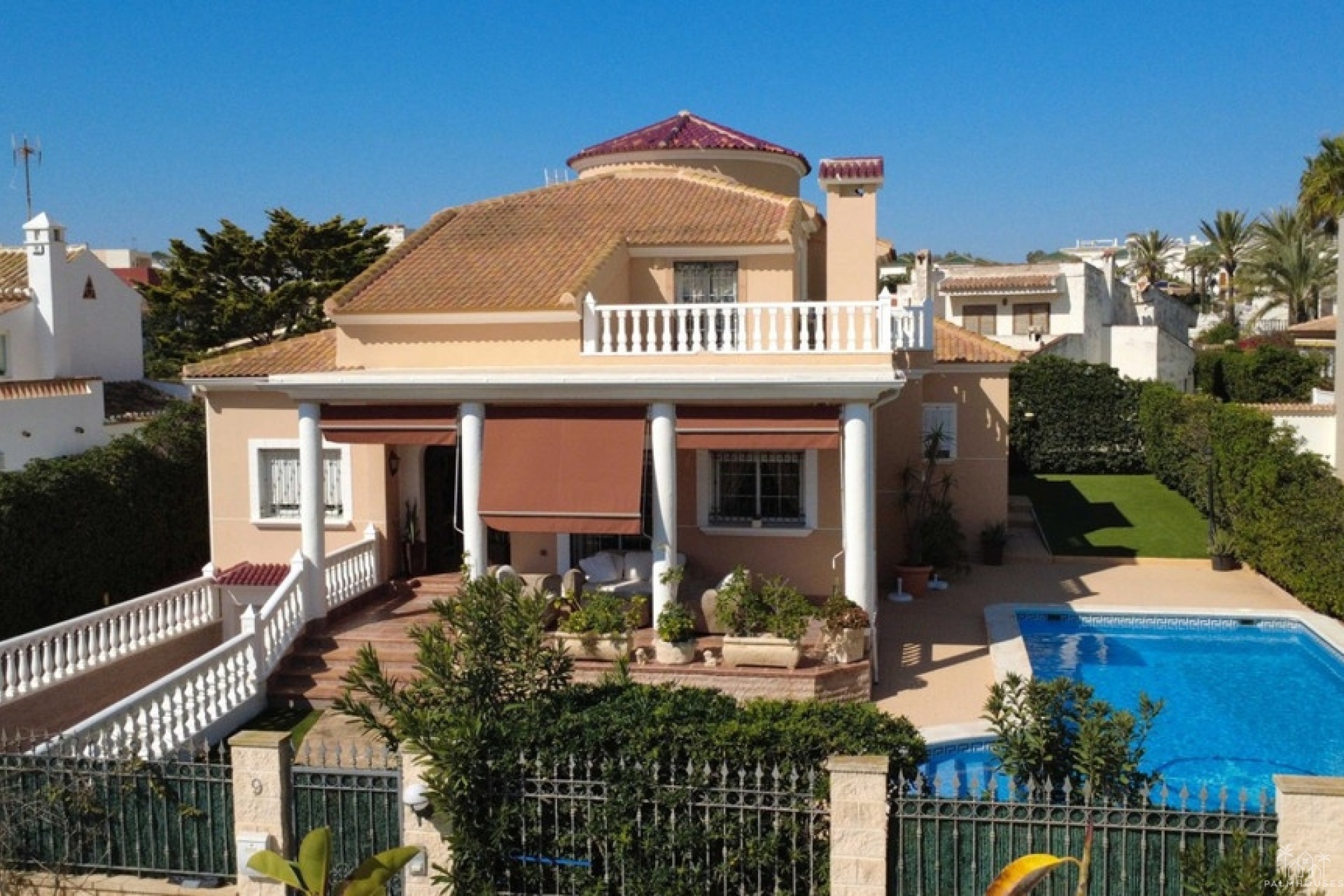 Herverkoop - Villa - Torrevieja - Torrevieja Centro