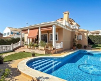 Herverkoop - Villa - Torrevieja - Torrevieja Centro