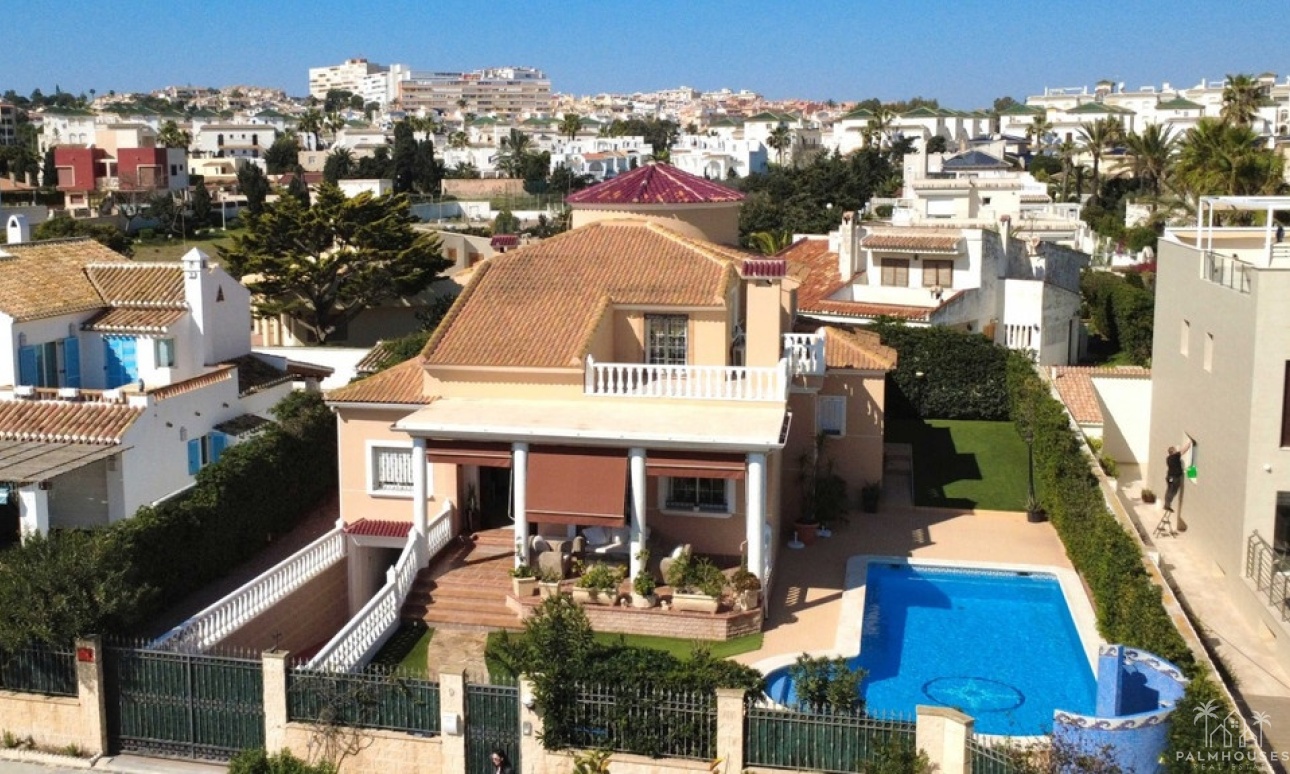 Herverkoop - Villa - Torrevieja - Torrevieja Centro