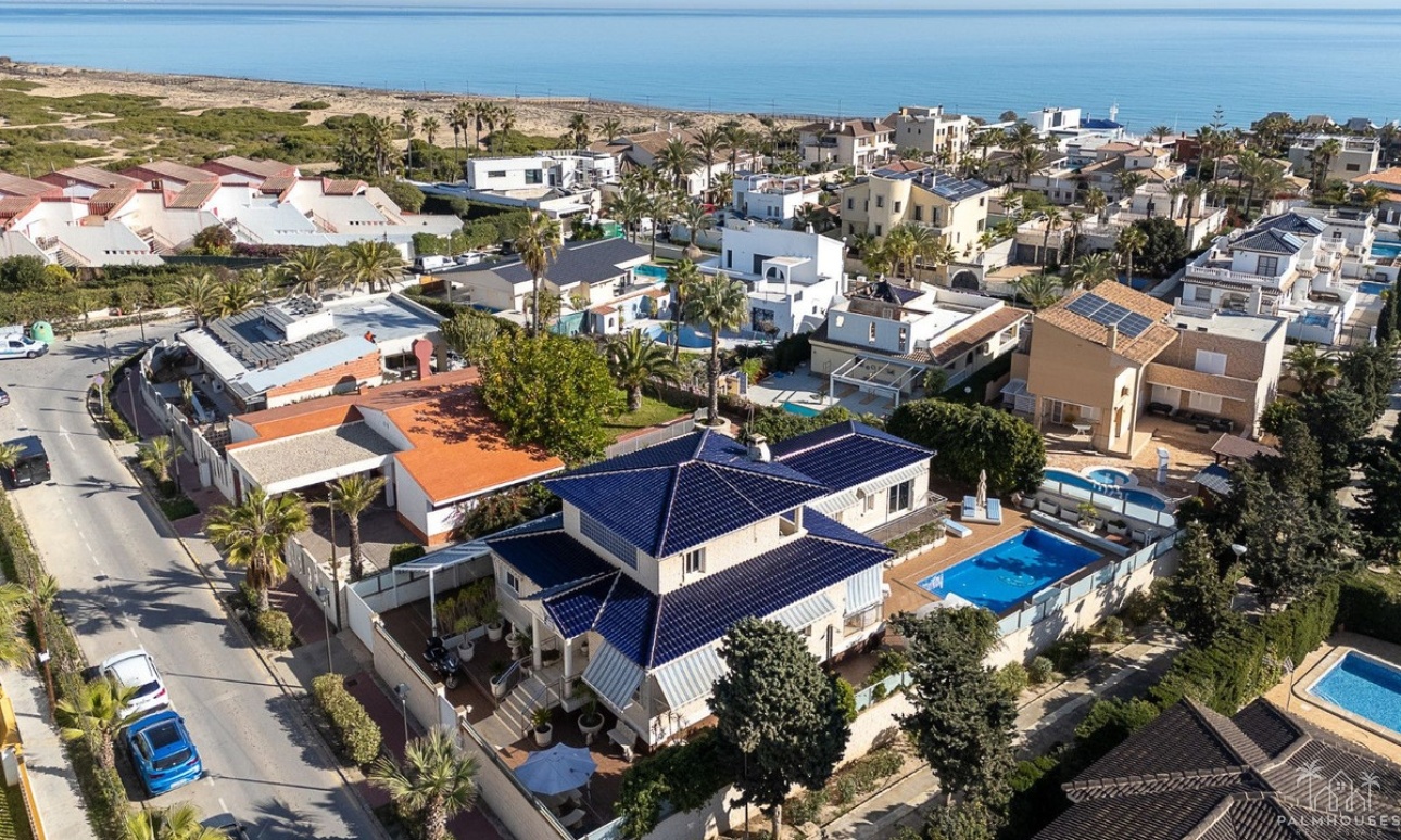 Herverkoop - Villa - Torrevieja - Torrevieja Centro