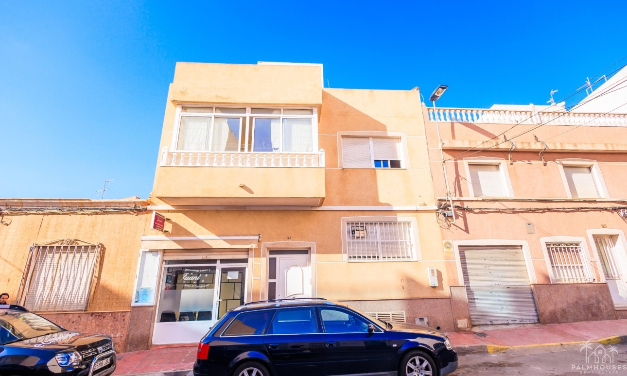 Herverkoop - Villa - Torrevieja