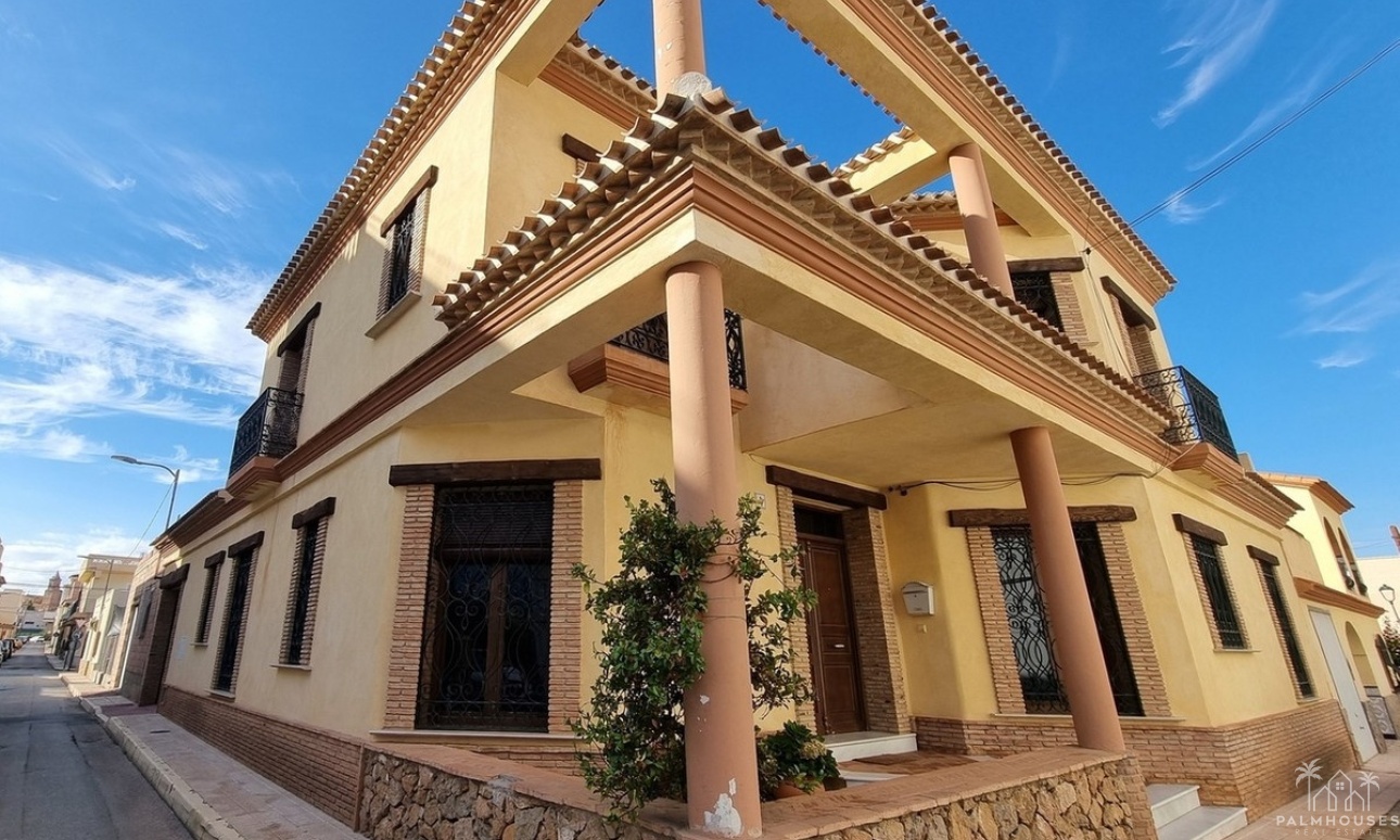 Herverkoop - Villa - Turre