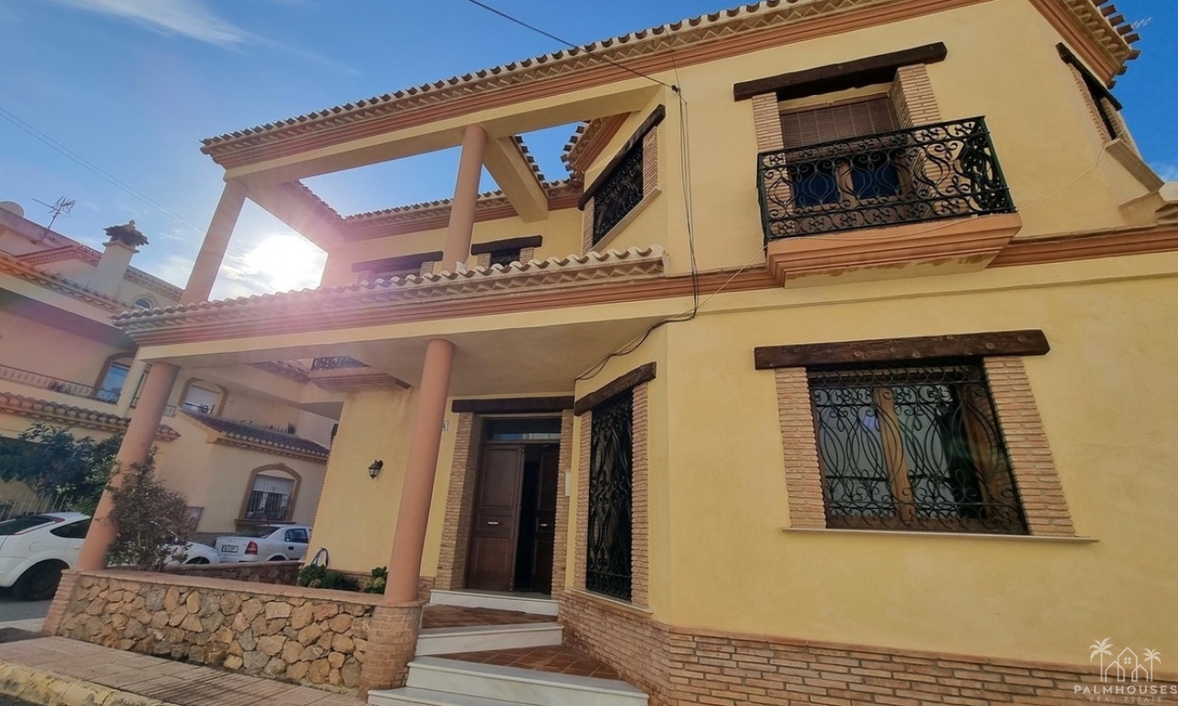Herverkoop - Villa - Turre