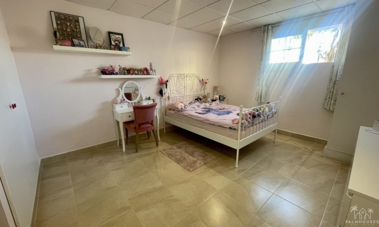 Herverkoop - Villa - Urb. La Marina - Inland