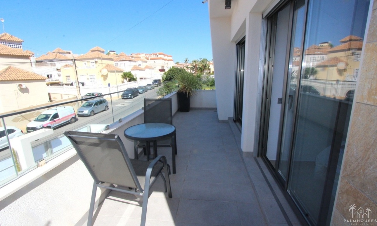 Herverkoop - Villa - Villamartin - El Galan
