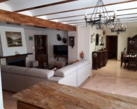 Herverkoop - Villa - Villena - Villena Centro