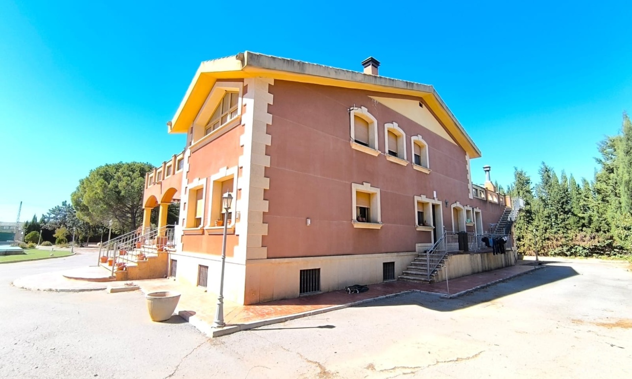 Herverkoop - Villa - Yecla - Inland