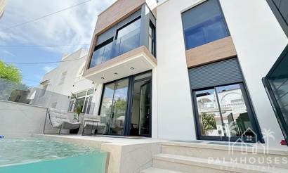 Huis - Herverkoop - Torrevieja - Aguas Nuevas